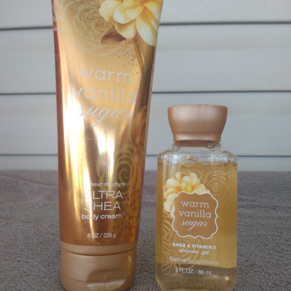 Bath And Body Works Warm Vanilla Sugar Body Cream And Shower Gel